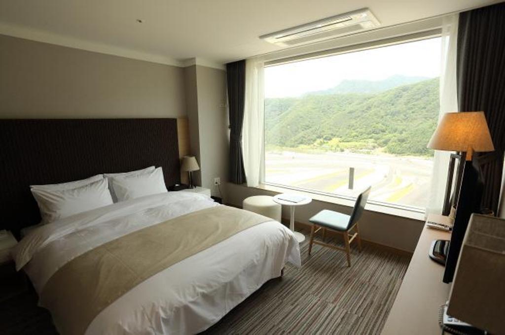 Inje Speedium Hotel & Resort Zewnętrze zdjęcie
